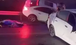 Ankara'da Çarpışan Otomobillerden Biri Bariyerlere Saplandı; Anne- Baba Öldü, Kızları Yaralandı