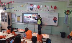 Tokat'ta Jandarma Çocuklara Trafik Güvenliğini Öğreniyor