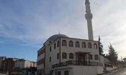 'Camiye Yardım' Bahanesiyle Para Toplayıp Kaçtı