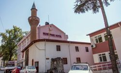 Niksar’da Tarihi Çöreğibüyük Camisi Yıllara Meydan Okuyor