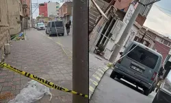 Caddedeki Silahlı Kavgada Yoldan Geçen Kadın Yaralandı