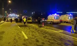 Erzurum'da Buzlanma; 30 Araç Birbirine Girdi, 13 Kişi Yaralandı