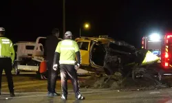 İzmir'deki Taksi Kazasında Ölü Sayısı 2'ye Çıktı