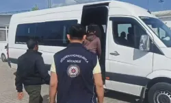 Durdurulan Minibüsten 9 Kaçak Göçmen Çıktı