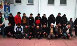 Minibüste 21 Kaçak Göçmen Yakalandı