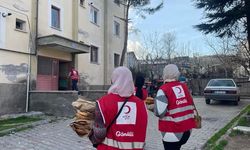 Türk Kızılay Tokat Gönüllüleri Çalmadık Kapı Bırakmıyor