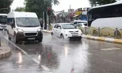Edirne’de Sağanak Yağış Etkili Oldu