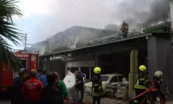 Mersin'de Sanayi Sitesinde Yangın