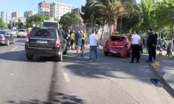 Kadıköy Evlendirme Dairesi Önünde Zincirleme Kaza: 3 Yaralı