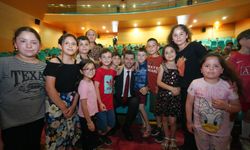 Başkan Karagöl'den Çocuklara Karne Hediyesi