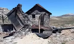 Mersin'de Arıcıların Barınakları Yakıldı