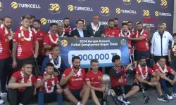 Avrupa Şampiyonu Olan Ampute Milli Futbol Takımı, Yurda Döndü