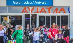 Antalya Havalimanı Yolcu Trafiği 10 Milyona Yaklaştı