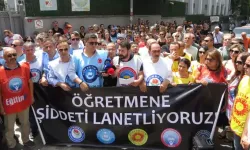 Öğretmene Yumruklu Saldırıya Okul Önünde Protesto