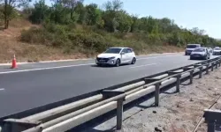 Yakın Tankeri Devrildi; Yol Trafiğe Kapatıldı