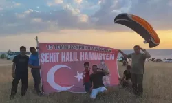 15 Temmuz Şehidi Polis Memuru İçin Hazırladığı Afişle Van Semalarında Uçtu