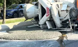 Kartal'da Beton Mikseri Devrildi 1 Yaralı