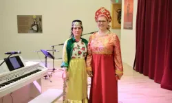Rus Ve Türk Sanatçıdan Ortak Konser