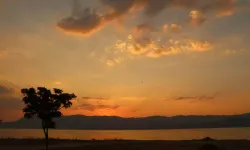 Burdur Gölü'nde Gün Batımı Güzelliği