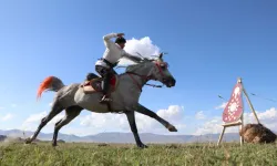 Erzurum’da Koruma Altındaki Çocukların Atlı Okçuluk Başarısı