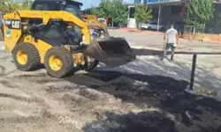 Yunusemre Belediyesi'nden Asfalt Yama Çalışması