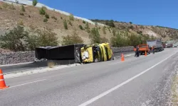 Çankırı'da Kömür Yüklü TIR'ın Devrilmesi Ulaşımı Aksattı