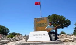 Karacaoğlan'ın Anıt Mezarı Bakımsızlıktan Harabe Halinde