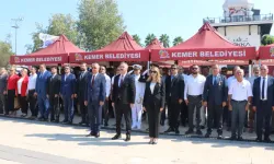 Kemer’de 30 Ağustos Zafer Bayramı Coşkuyla Kutlandı