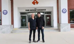 İngiltere'de Uzay Eğitimi: İzmir Ekonomi Üniversitesi Mezunu Burak Köse Manchester Üniversitesi'nde