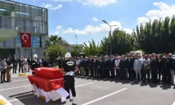 İsrail Askerleri Tarafından Vurulan Ayşenur Ezgi İçin İzmir'de Tören Düzenlendi