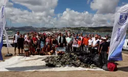 Bodrum'da Erasmus Öğrencileriyle Kıyı Temizliği Etkinliği