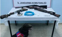 Kırklareli'de Jandarma Operasyonu Sonucu: 18 Kişi Gözaltına Alındı, Uyuşturucu Maddeler ve Silahlar Ele Geçirildi