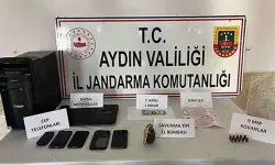 Otomobilinde el bombası ve F serisi 1 dolarla yakalandı