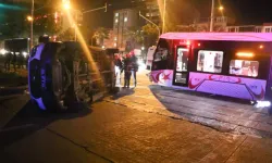 Tramvay ve Ambulans Çarpışması Sonucu 4 Yaralı