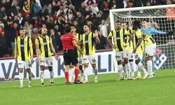 Fenerbahçe, Samsun’dan Puan Kaybıyla Döndü