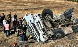 Gaziantep'te Şarampole Devrilen Beton Mikserinin Sürücüsü Hayatını Kaybetti