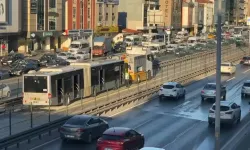 Avcılar'da Meydana Gelen İki Metrobüs Yangınının Detaylı İncelemesi