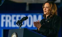 Kamala Harris'in Mitinginde Gazze Protestosu: Filistin ile Dayanışma Sloganları Atıldı