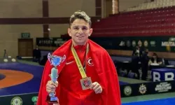 Ahmet Duman, Dünya Güreş Şampiyonası Final Maçına Çıkıyor