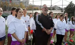 Kız Çocuklarını Futbola Kazandırmak İçin Anlamlı Proje