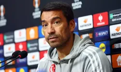 Giovanni van Bronckhorst: "Puanlar Almak İçin Elimizden Geleni Yapacağız"