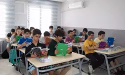 Büyükşehir Kurs Merkezi Öğrencileri Kaynak Kitaplarına Kavuştu