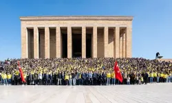 1907 Fenerbahçe ve 1907 ÜNİFEB'den Anıtkabir'e 4 Bin 500 Öğrenciyle Anlamlı Ziyaret