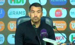 Giovanni van Bronckhorst: "Sezon Başına Kıyasla Aynı Akışta Değiliz"