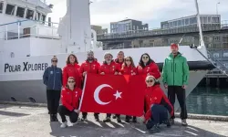 Türk Bilim İnsanları, İklim Değişikliği Araştırmaları İçin Kutuplarda Düzenlenen Sefere Katıldı