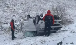 Ilgar Dağı Geçidi'nde Kar Ve Sis Nedeniyle 2 Otomobil Çarpıştı, 8 Yaralı