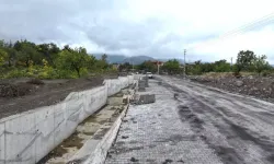 Hacılar'da 150 Bin Metrekare Kilitli Parke Yol Çalışması Tamamlandı