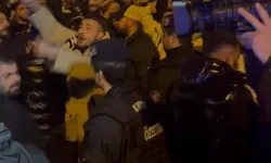 Fenerbahçe'de Gece Yarısı Olay! Sarı-Lacivertli Taraftarlar Tesisleri Bastı...