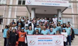 Aile Hekimleri Yönetmelik Değişikliğine Karşı Eylem Düzenledi