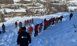 Tunceli’de Jandarma Ekiplerine Çığ Eğitimi Verildi